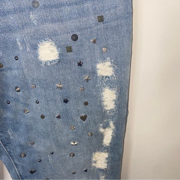 Blank NYC Embellished Studded Girlfriend Crop Light Wash Western Jeans Size 28 - Picture 4 of 10